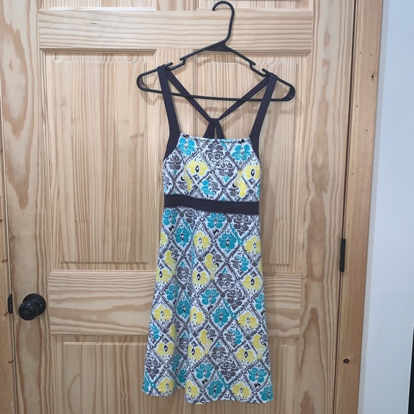 Soy Bu printed crossed back active dress size S - Picture 4 of 8